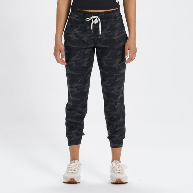 Vuori Women's Performance Jogger Black Camo